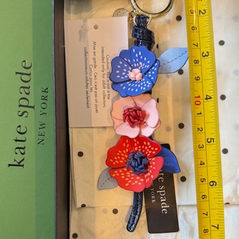 NWT Kate Spade Dotty Bloom Key Fob / Purse Bag Charm with 3 Flowers
